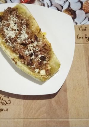O poză a rețetei Dovlecei umpluți cu chorizo.