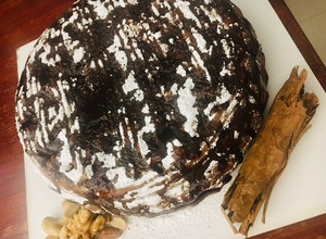 Una foto de QUEQUE 🍑🍎FRUTAL🍑🍎CON VIRUTAS DE 🍫CHOCOLATE🍫
