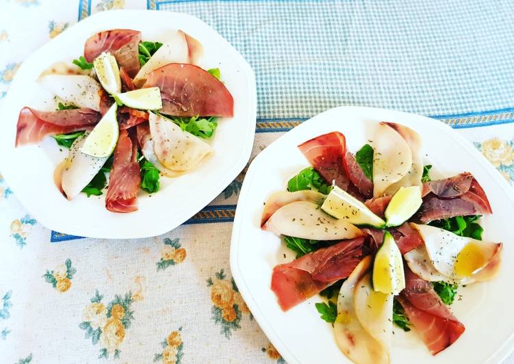 Simple Way to Make Quick Carpaccio di pesce spada e tonno su letto di rucola