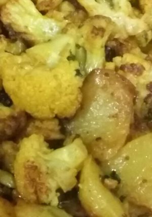 A picture of Cauliflower potato veg.