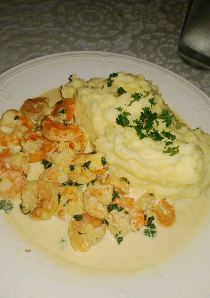 Una foto de Camarones en crema de leche