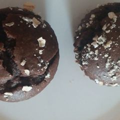 A picture of Chocolaty oats muffin.