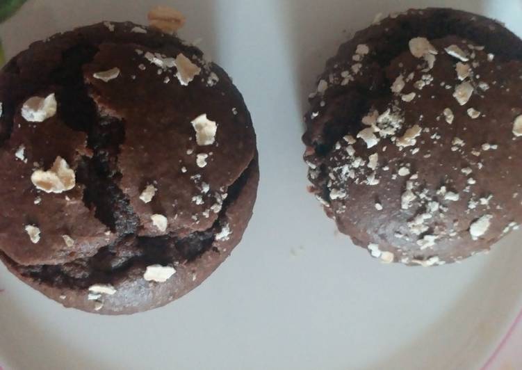 Simple Way to Prepare Speedy Chocolaty oats muffin