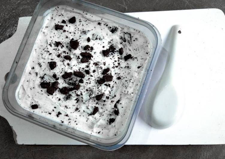 Bagaimana Membuat Ice Cream Oreo, Lezat Sekali