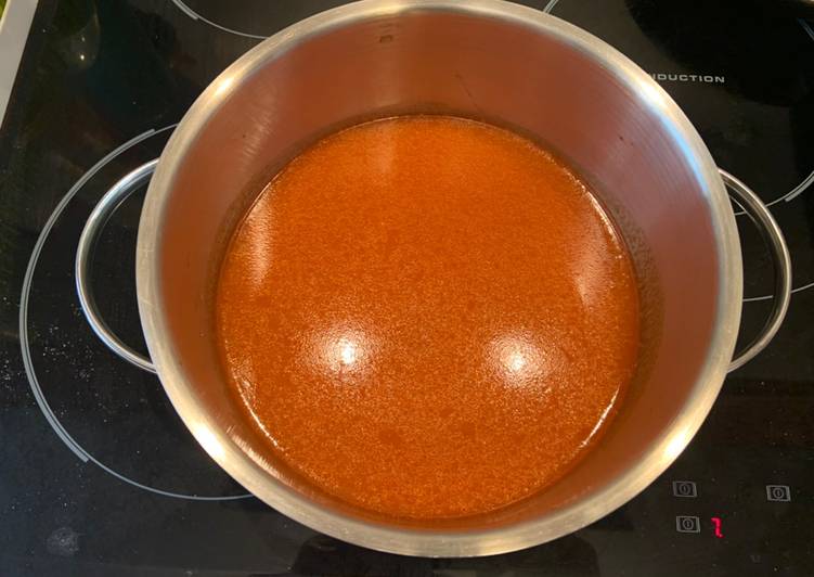Caldo de pescado para arroz