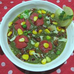 A picture of Palak chaman.