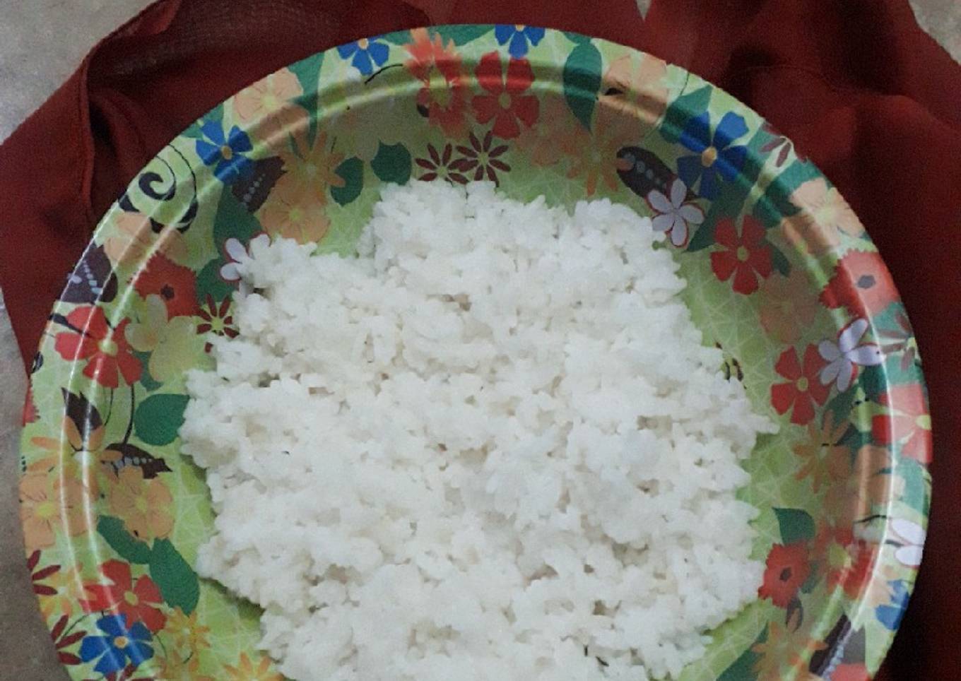 Nasi pindon"nasi sisa dikukus kembali" supaya tetep pulen