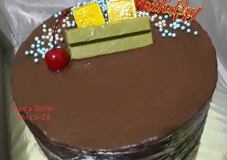 Bagaimana Membuat Kue Ulang Tahun Coklat Anti Gagal
