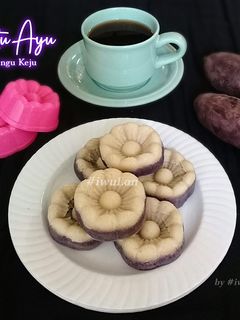 Foto resep Putu Ayu Ubi Ungu Keju