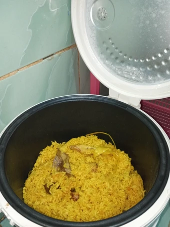 Langkah Gampang Membuat Resep  Nasi kuning rice cooker simple yang Bisa Manjain Lidah, Lezat Sekali