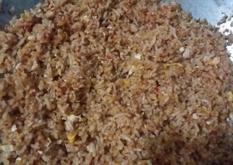 Cara Mudah Menyiapkan Nasi Goreng Merah Hot Super Lezat