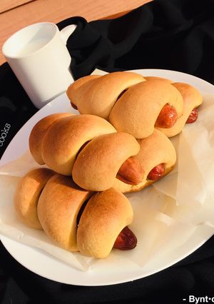 A picture of Sausage bun.