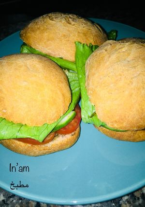 A picture of Tuna burger.