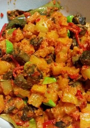 Foto resep Sambal goreng kentang,hati sapi,petai😍😍😍