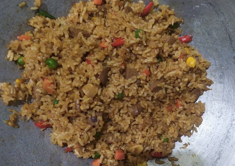 Nasi goreng teri medan pelangi
