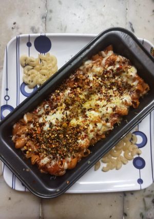 A picture of Baked pasta delight.