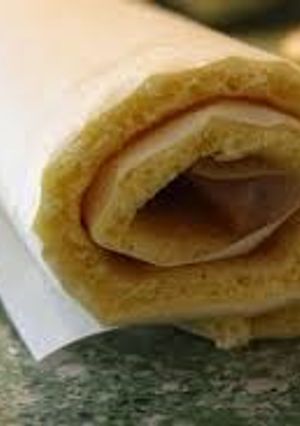 Una foto de Masa de bizcocho para brazo de gitano
