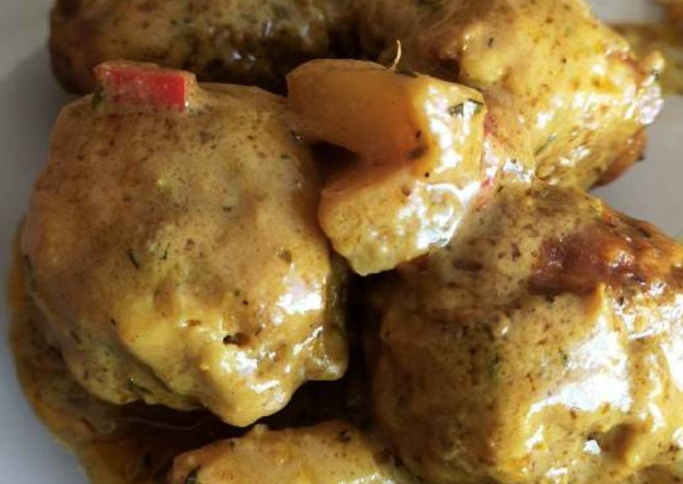 Albóndigas de soja y melocotón