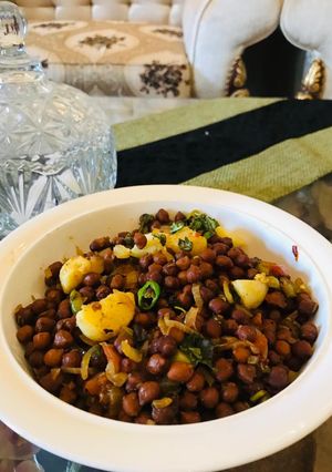 A picture of Kala chana chaat.