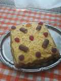 Tort din pișcoturi cu cremă de vanilie