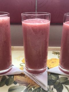 صورة لوصفة عصير الشمندر بالفراولة🍓🍓