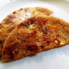 A picture of Gobhi Paratha.