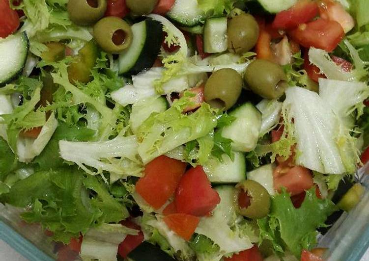 Stuffed olive salad