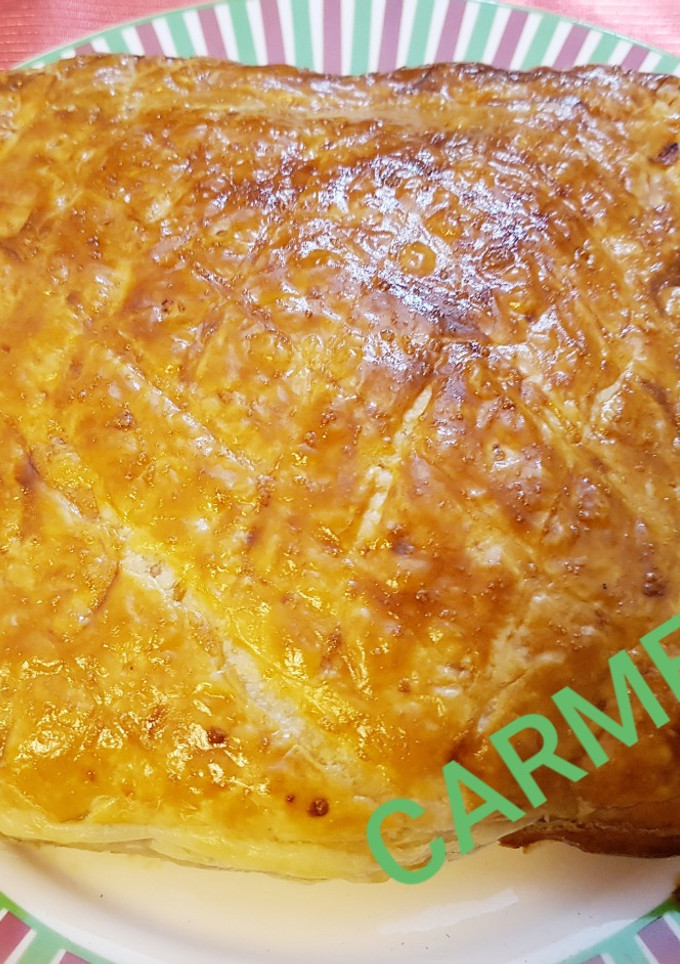 Una foto de Hojaldre de ternera y queso