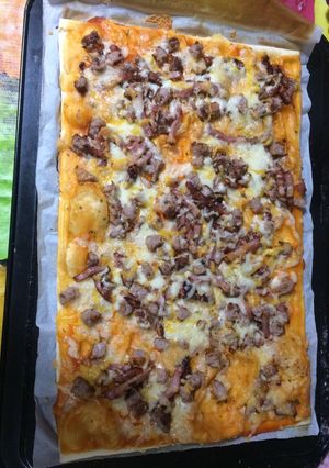 Una foto de Pizza barbacoa