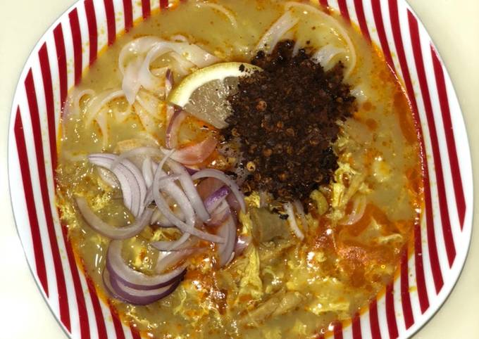 Simple Way to Make Award-winning Ohn No Khauk Swe / Burmese Laksa