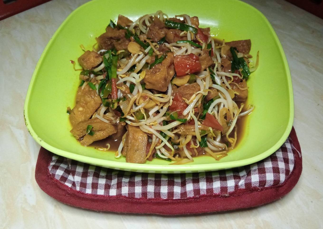 66. Tumis Tahu Tauge Kucai