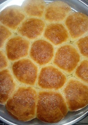 صورة لوصفة خليه النحل بالزبدة والسكر 😋