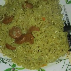 A picture of Noodles.