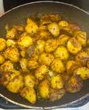 Baby potatoes fry