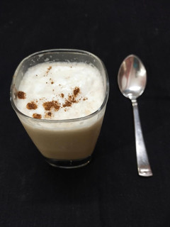 कोल्ड कॉफी विद आइसक्रीम (cold coffee with ice cream recipe in Hindi) रेसिपी मुख्य फोटो