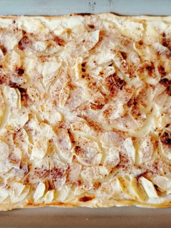 Süßer Flammkuchen mit Apfel Rezepthauptbild