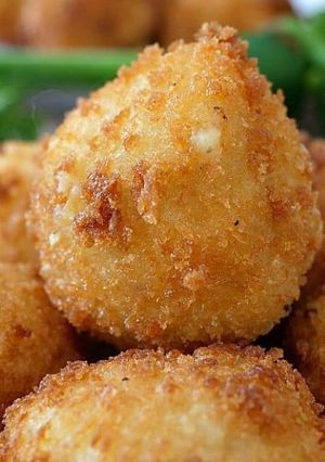 A picture of Beef potato balls.