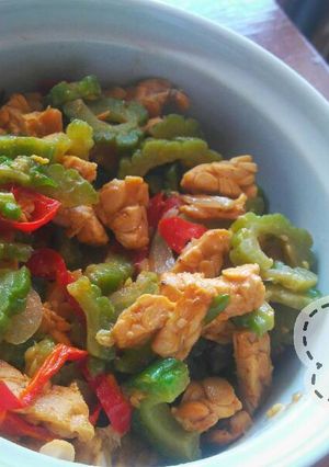 Foto resep Oseng Pare Tempe