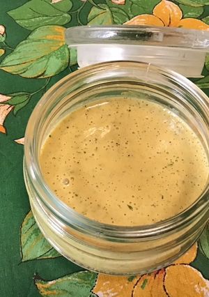 Une photo de Sauce salade à la prune et pain d'épices