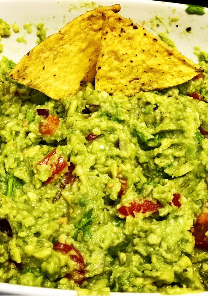 Una foto de Guacamole casero: sabor a México 🇲🇽