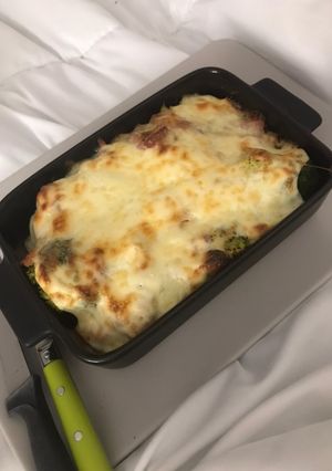 Une photo de Gratin de brocolis lardons