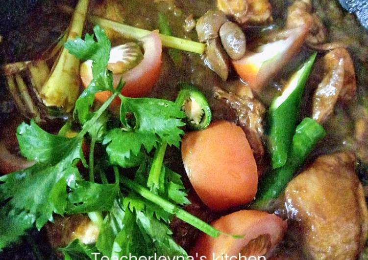 Langkah Mudah Memasak Ayam Masak Rempah yang Sedap
