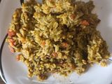 પાલક વેજીટેબલ ખીચડી (Palak Vegetable Khichdi Recipe In Gujarati)