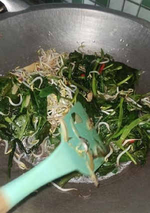Foto resep Tumis Kangkung Saos Tiram