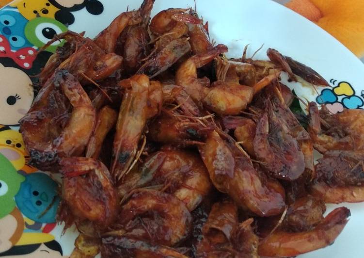 Cara Gampang Menyiapkan Udang bakar / panggang teflon, Bisa Manjain Lidah