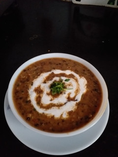 दाल मक्खनी (dal makhani recipe in Hindi) रेसिपी मुख्य फोटो