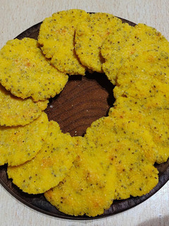 Una foto de Galletas saladas de polenta
