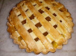 Una foto de Pasta frola de dulce de batata