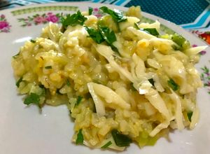 Foto de Risoto arroz integral e alho- poró
