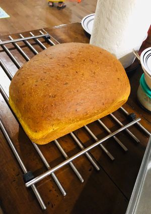 A picture of Iyengar bakery khara (spicy bread).